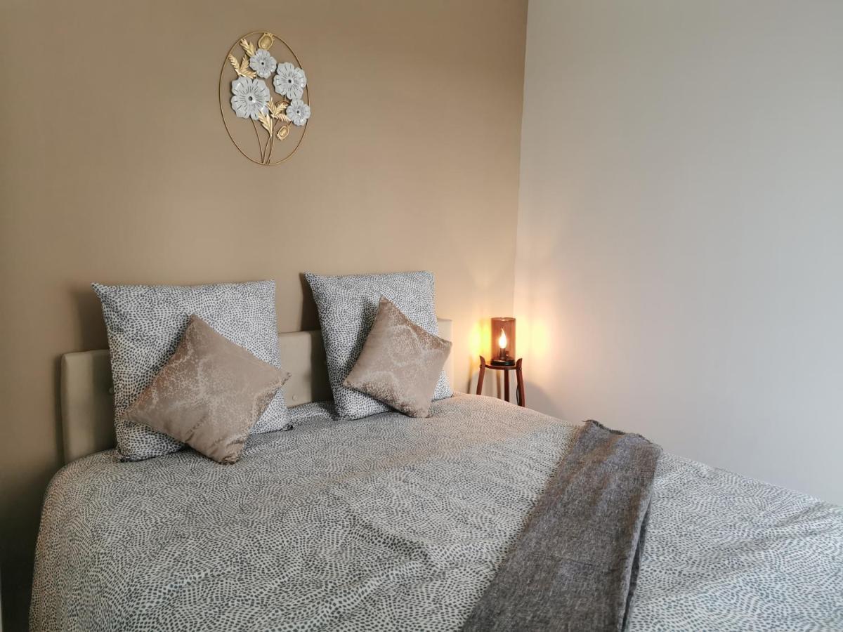 Les Appartements Du Marche Dinan Ngoại thất bức ảnh