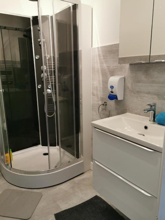 Les Appartements Du Marche Dinan Ngoại thất bức ảnh