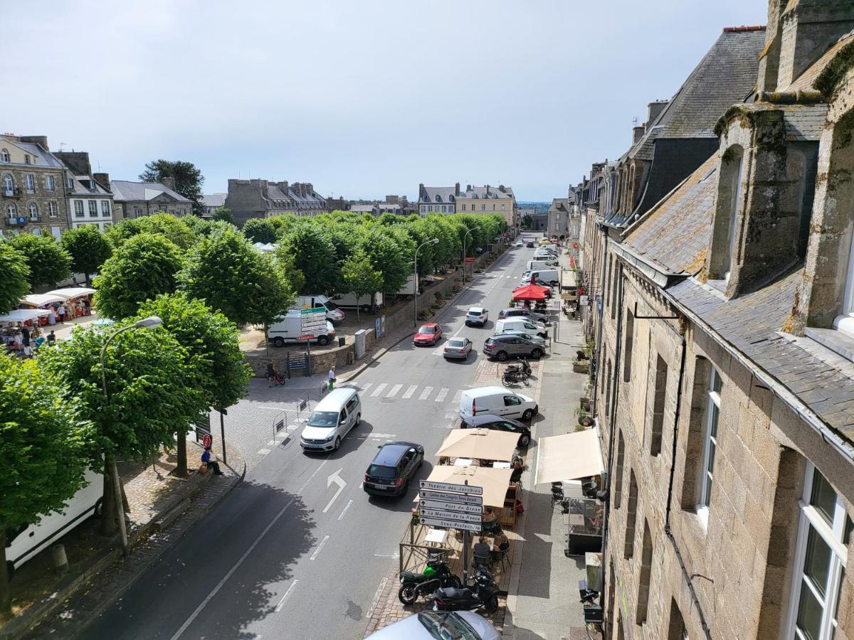 Les Appartements Du Marche Dinan Ngoại thất bức ảnh